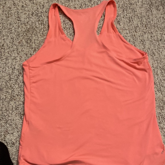 Nike Dri Fit tank top - Picture 4 of 4